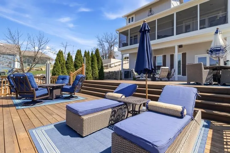Modern Lake House: 901 Skyline Drive