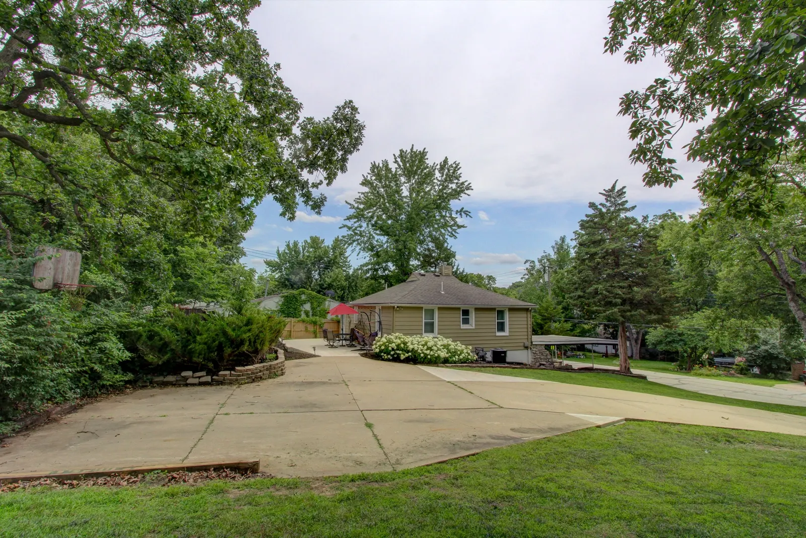 61 H Street, Lake Lotawana, MO 64086: photo 20 of 35